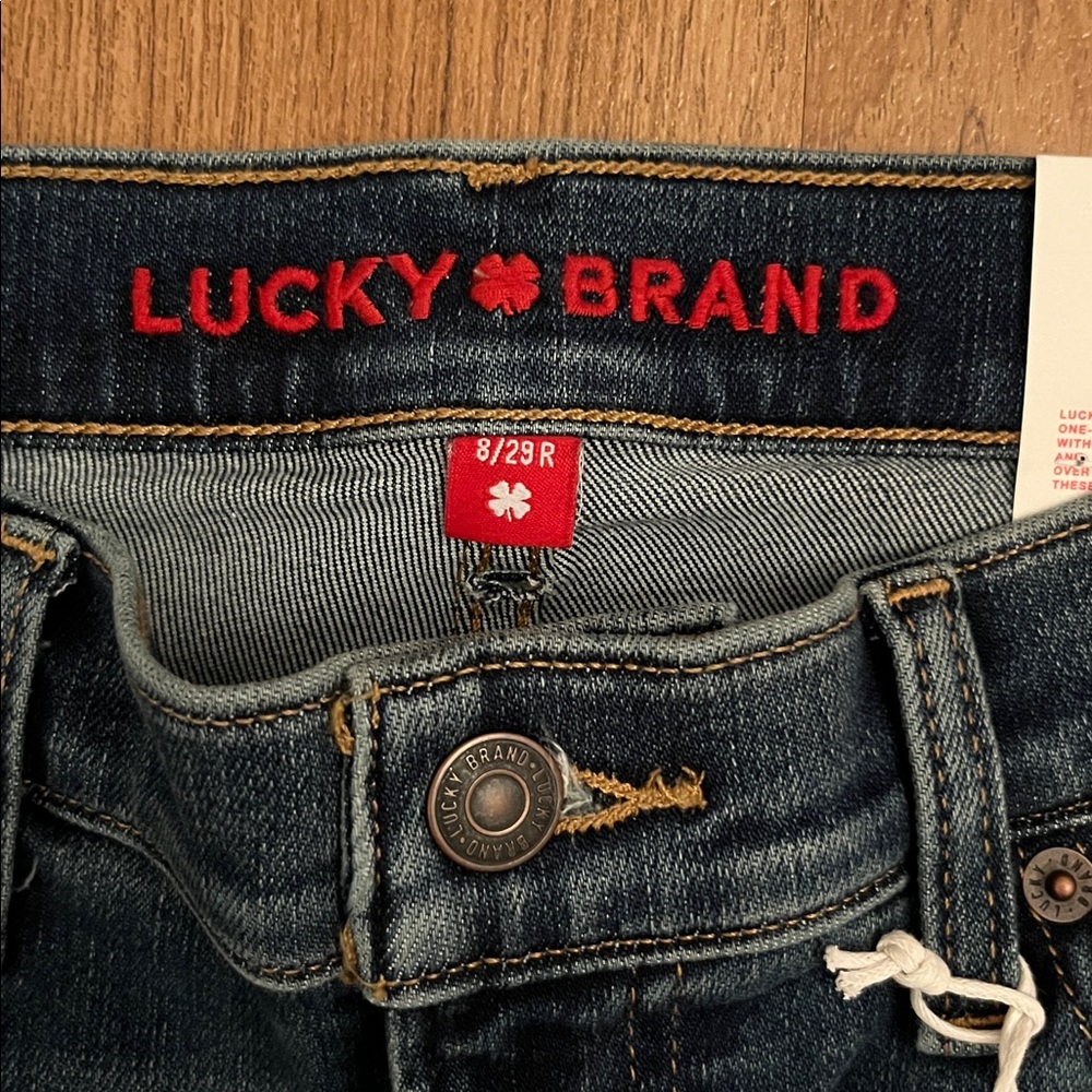 NWT Lucky Brand Mid-Rise Sweet Straight Jeans - Picture 6 of 13